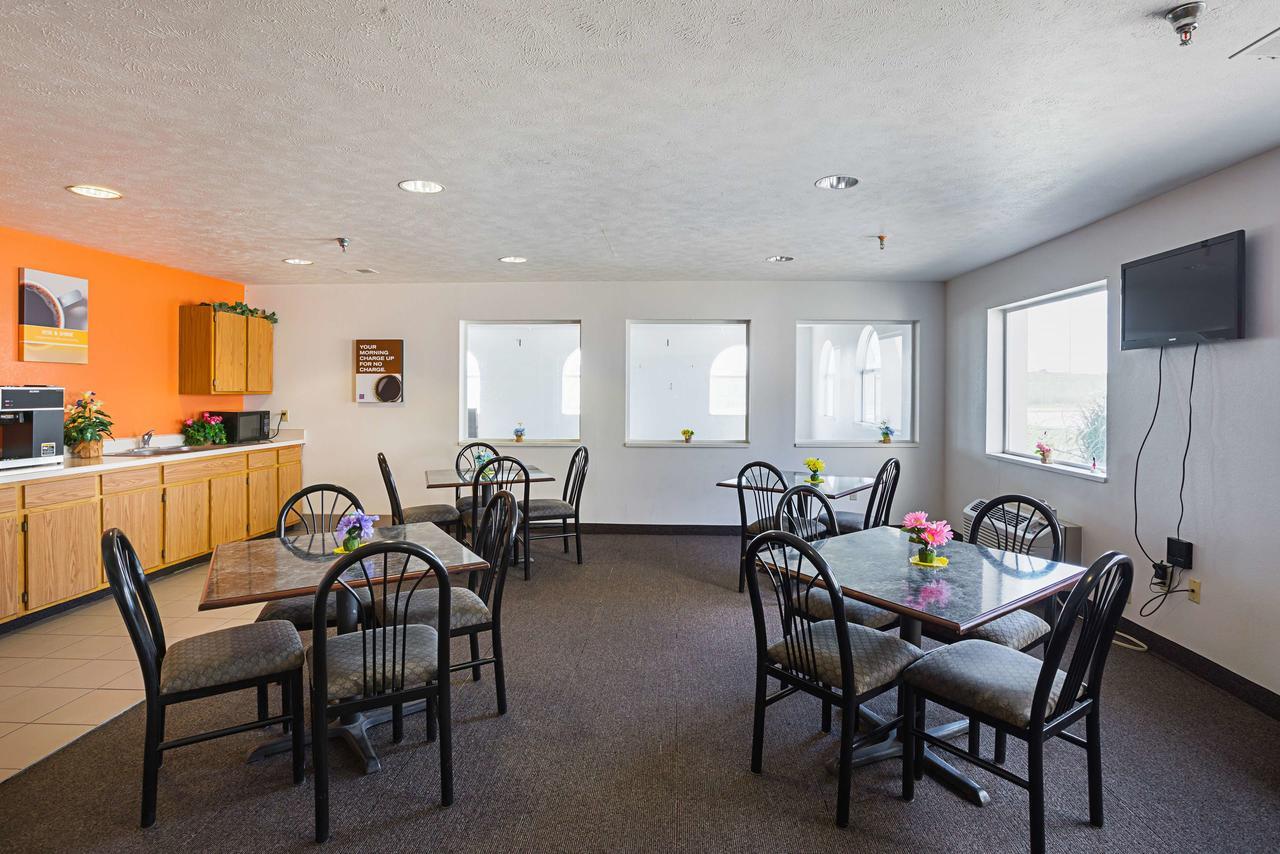 Motel 6 Omaha - Iat West 외부 사진