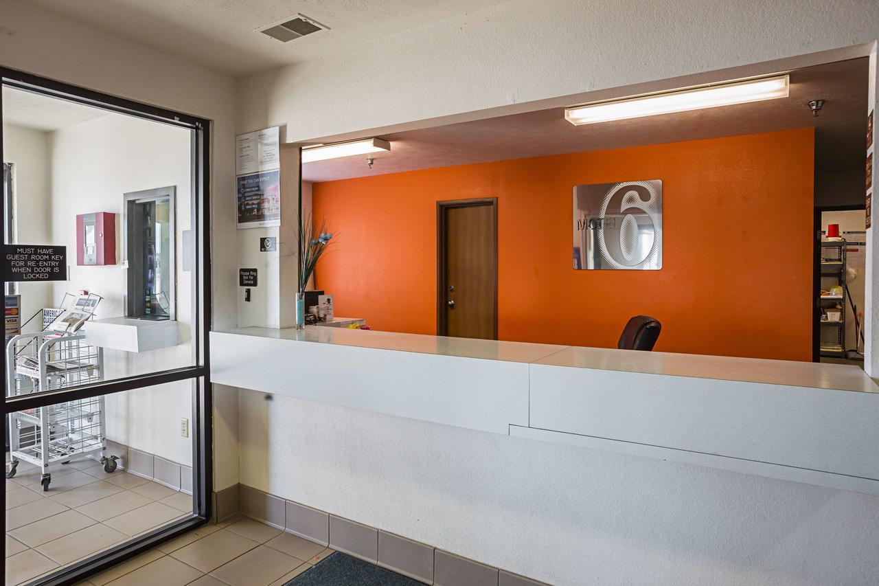 Motel 6 Omaha - Iat West 외부 사진