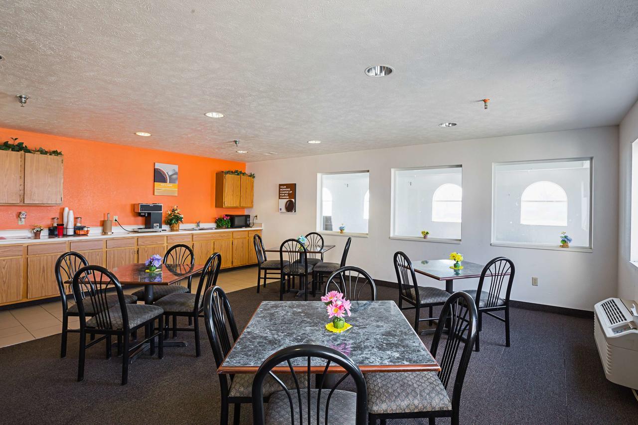 Motel 6 Omaha - Iat West 외부 사진